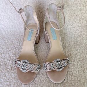 Elegant Betty Johnson Beaded Women's Heels